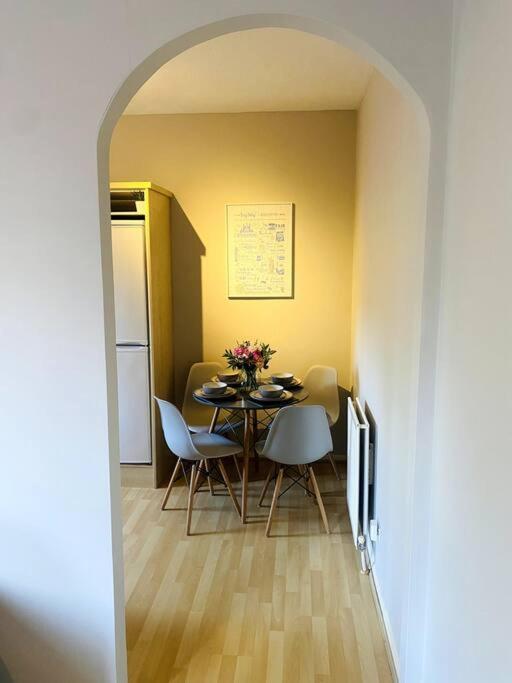 ווינצ'סטר City Centre Riverside Apartment מראה חיצוני תמונה